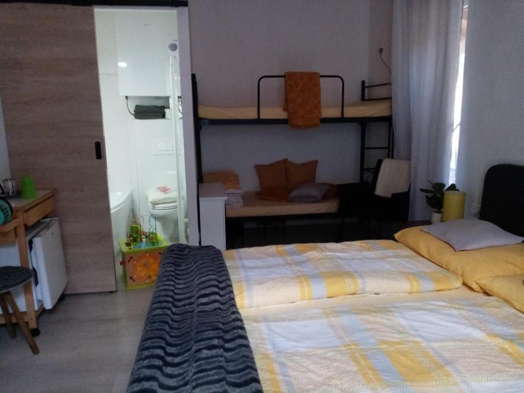 Koszeghegyalja Vendeghaz Hotel Horvatzsidany ภายนอก รูปภาพ