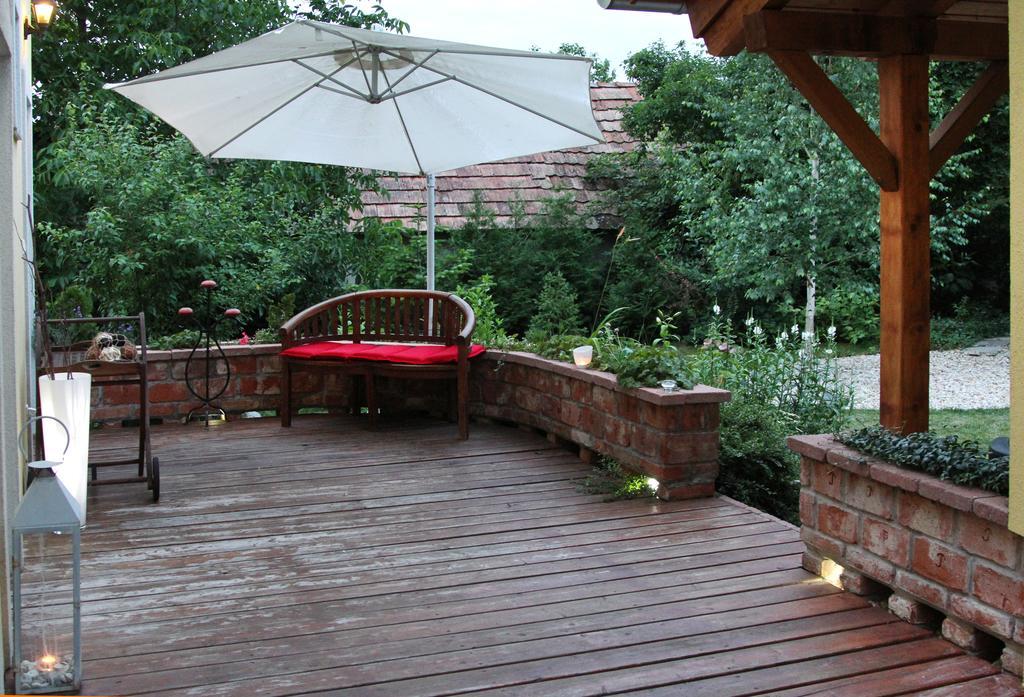 Koszeghegyalja Vendeghaz Hotel Horvatzsidany ภายนอก รูปภาพ