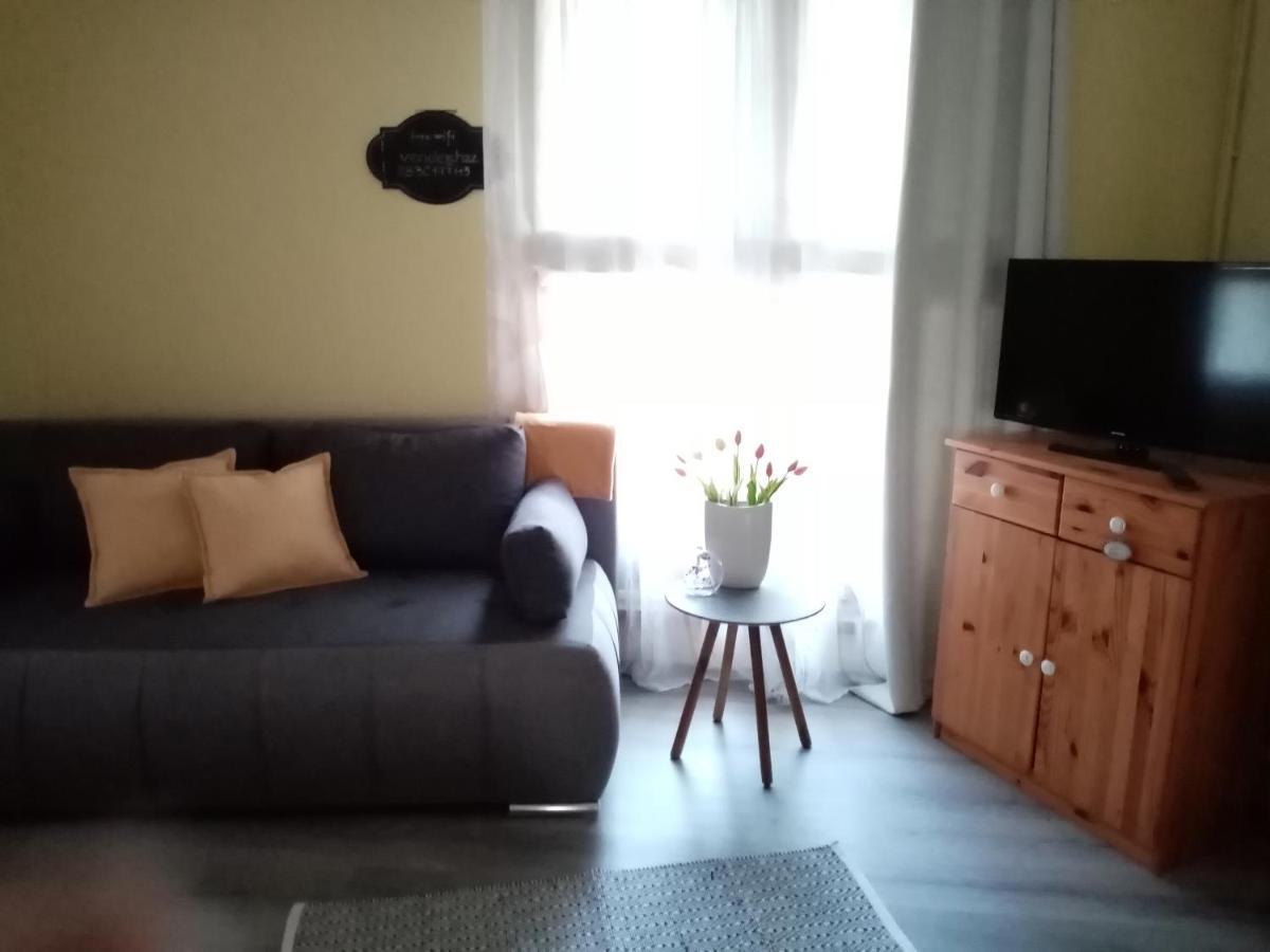 Koszeghegyalja Vendeghaz Hotel Horvatzsidany ภายนอก รูปภาพ